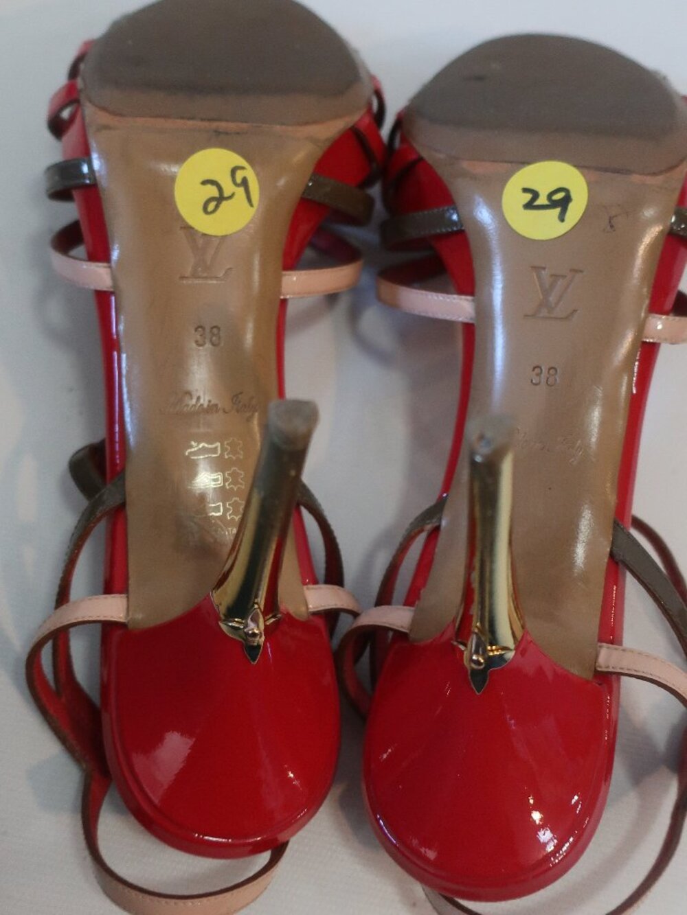 Women Louis Vuitton Red, Beige, Green Patent Leather T Strap Sandals 38 EU/US 8 - Picture 10 of 14